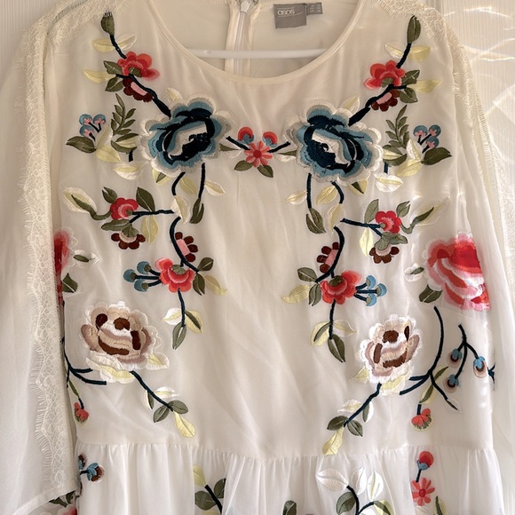 ASOS floral embroidered chiffon midi peasant dress - Picture 5 of 9